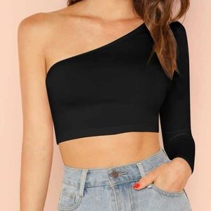 One shoulder crop top